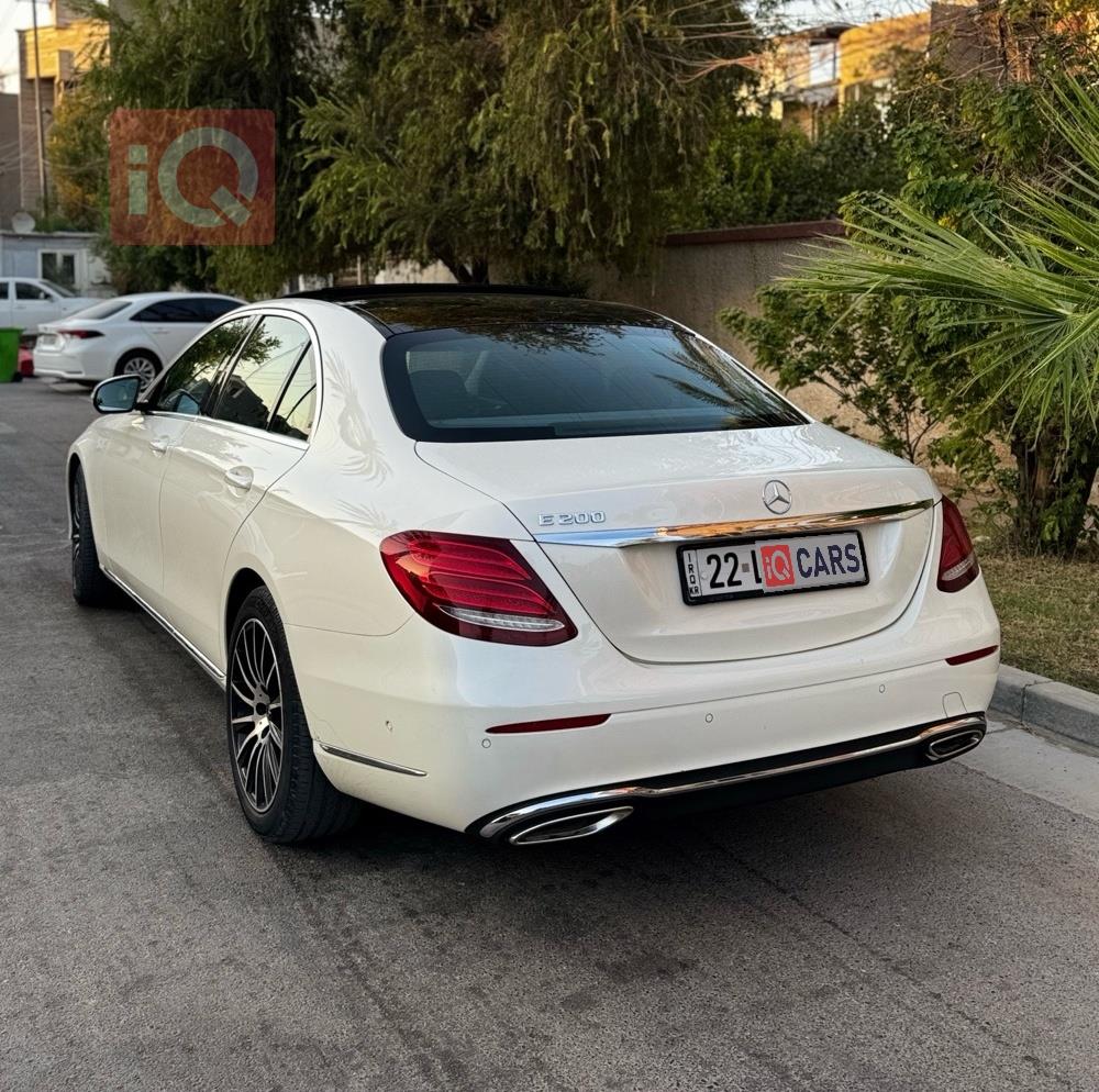 مرسيدس بنز E-Class